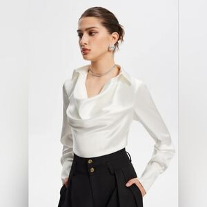 V-Neck Pleated Long Sleeve Blouse - White